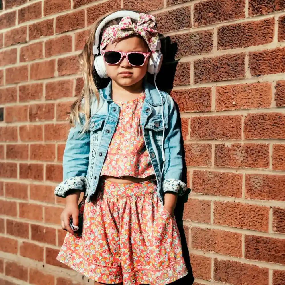 Picture of a fashionable little girl